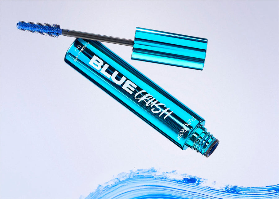 Un azul intenso que hace hablar a tu mirada. ¡Atrévete con la Pestañina Blue Crush Peel Off!