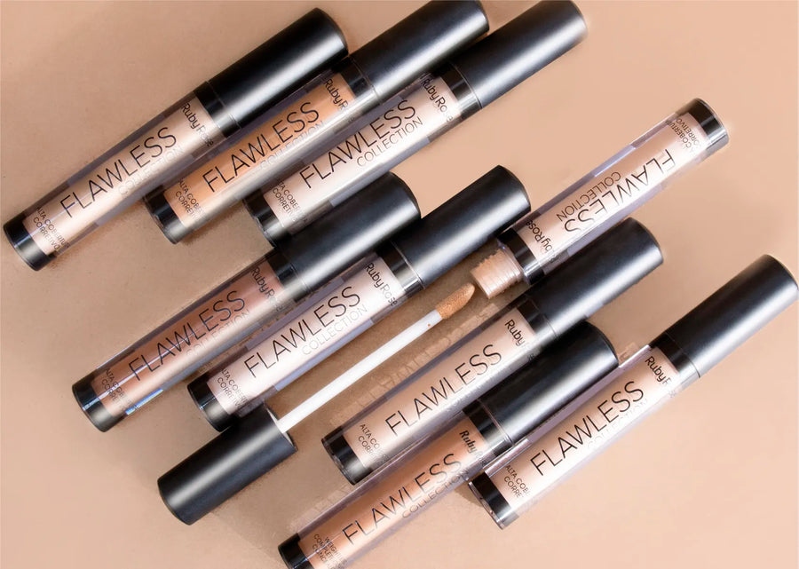 Ojeras e imperfecciones, ¡desaparecidas! Luce radiante con el Corrector Flawless.