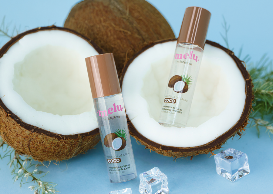 Brillo intenso con aroma a coco. ¡Desliza y brilla con el Roll-On Coco Melu!
