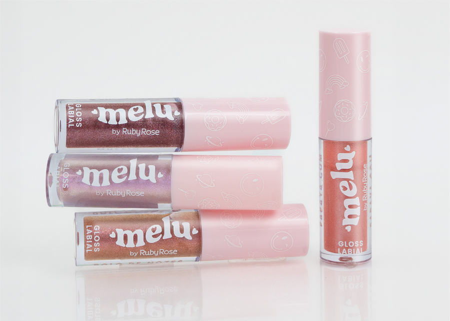 El toque sutil que resalta tu belleza. ¡Un básico infaltable: el Brillo Labial Melu!