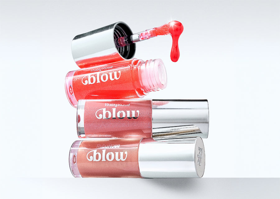 Labios que brillan con destellos de glitter. ¡Haz que todos te miren con el Gloss Blow Shine Like Gloss!