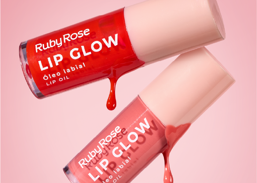 Un rojo eléctrico que capta toda la luz. ¡Labios deslumbrantes con el Lip Glow!