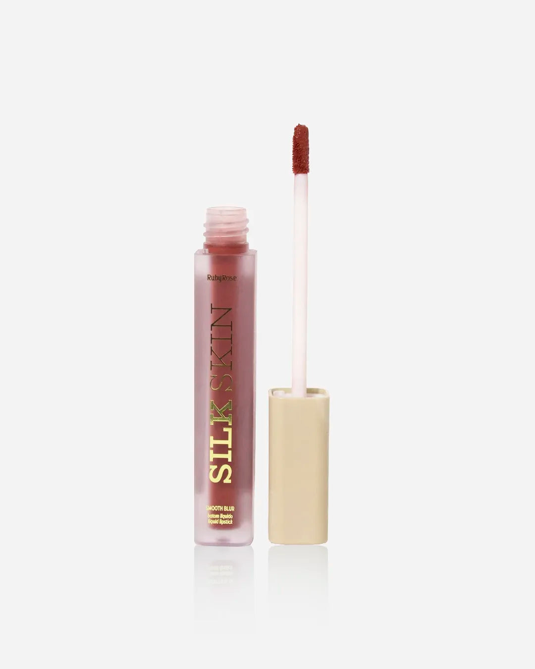 Labial mate Silk de color intenso