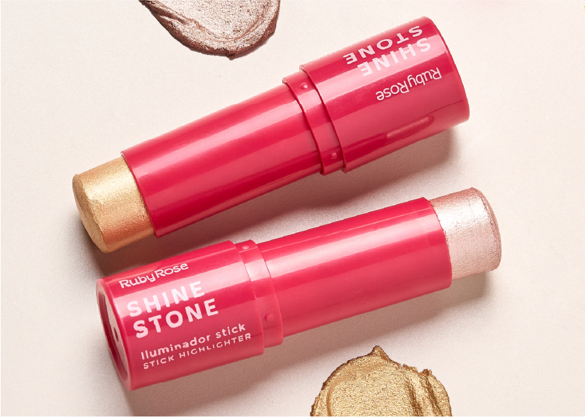 Un brillo sofisticado que se funde con tu piel. ¡Ilumina tu look con el Shine Stone!