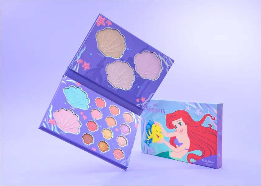 17 tonos, un tesoro y toda tu creatividad. ¡Descubre la Paleta de Maquillaje de La Sirenita!