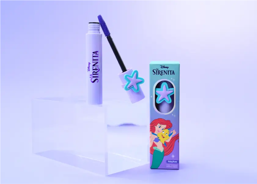 Lleva la magia del océano a tu mirada. ¡Pestañas moradas de fantasía con La Sirenita!