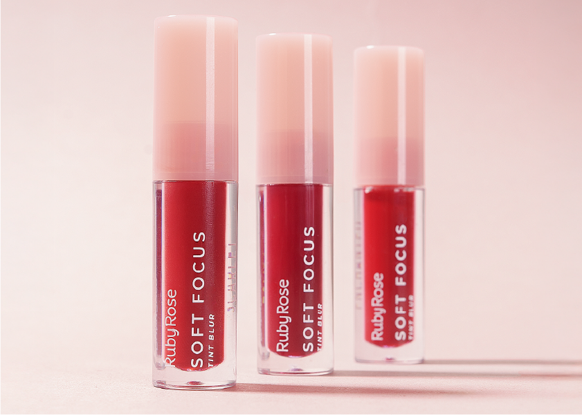 Efecto blur y color vibrante en tus labios. ¡Un sonrojo mate aterciopelado con el Tint Soft Focus!