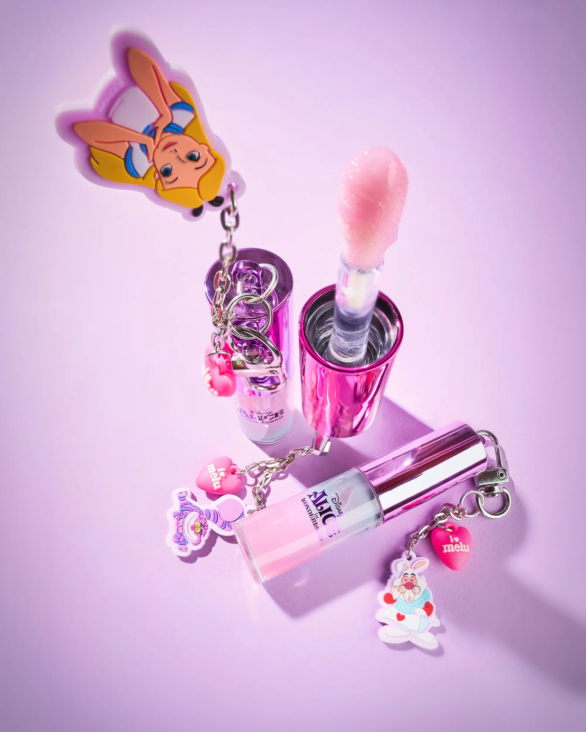 LIP GLOSS HIDRATANTE CON CHARM ALICIA